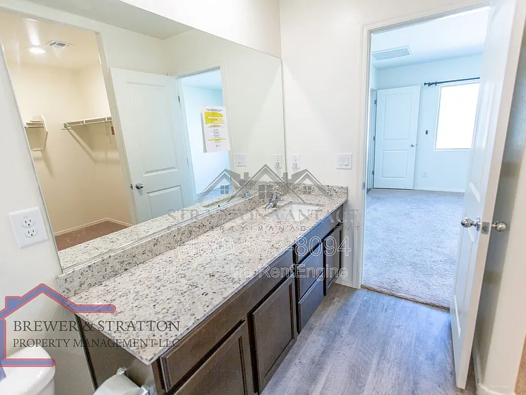 4020 N Ghost Hollow Ave — Photo 18