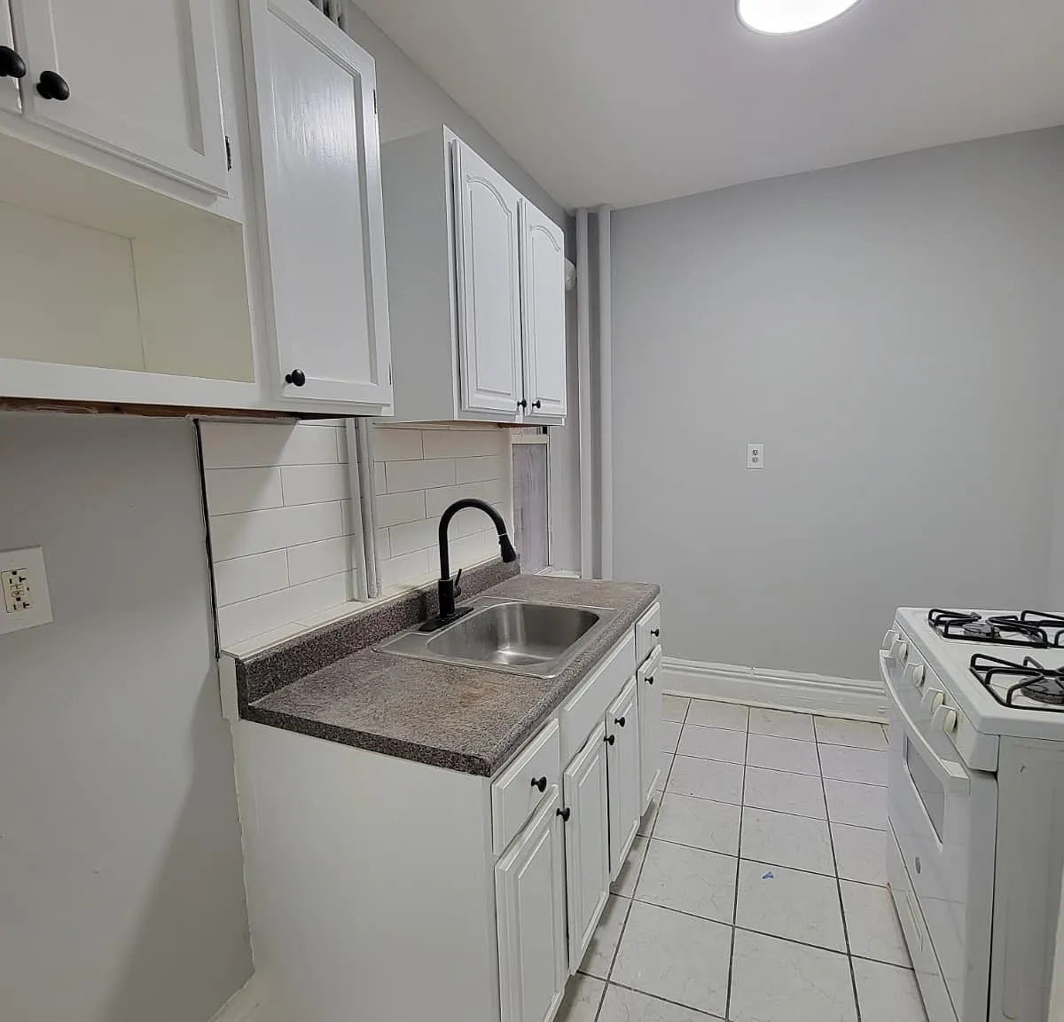 2 bed, $2,050 — Photo 3