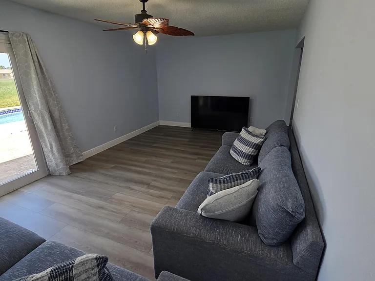 2209 SE East Dunbrooke Cir — Photo 15