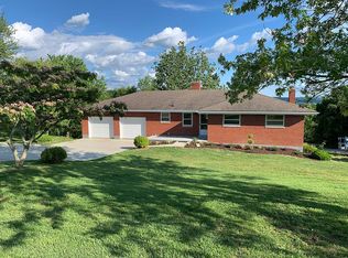 2077 Smith Rd, Hamilton, OH 45013