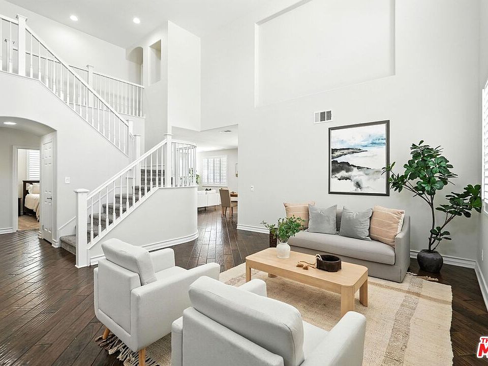 1st image of 23933 Francisco Way