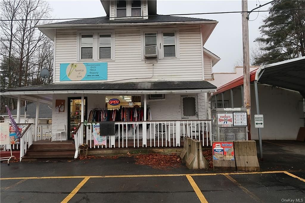 1464 Spring Glen Rd, Ellenville, NY 12428 Zillow