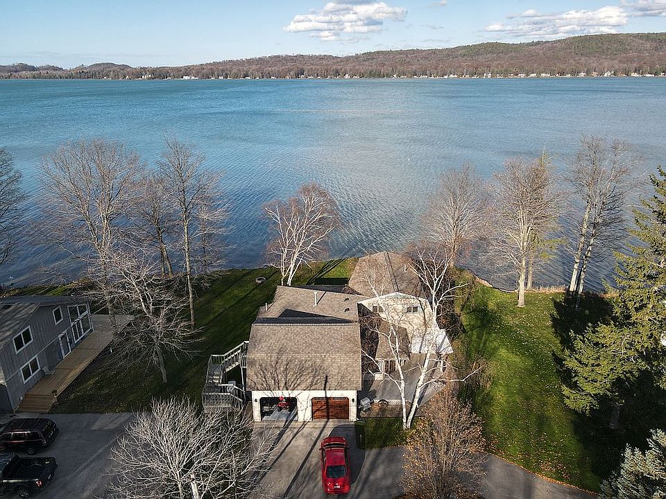 2nd image of 8448 S Southpoint Rd