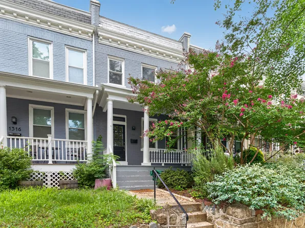 1318 Corbin Pl NE, Washington, DC 20002