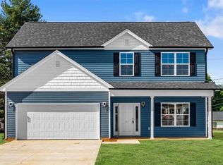 137 Nordwin Ct, Mocksville, NC 27028