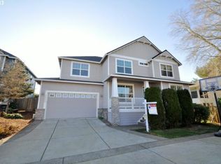 10225 SW McKenna Pl, Tigard, OR 97223