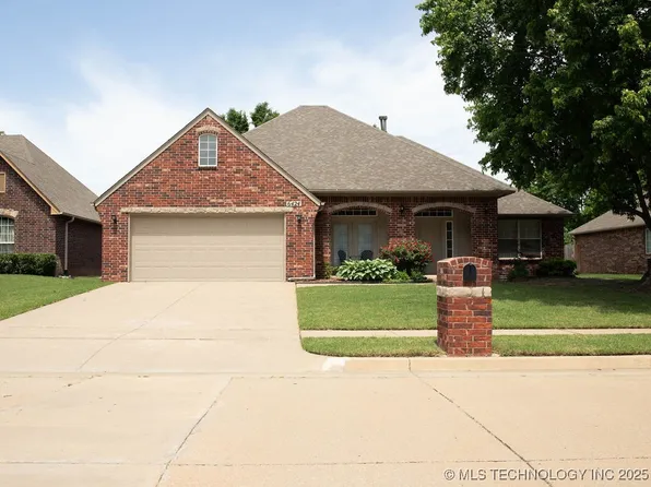 6424 E Forest Ridge Blvd, Broken Arrow, OK 74014