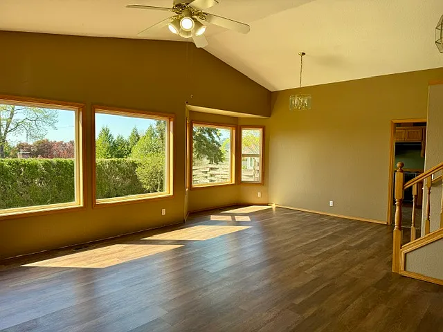3 bed, 2.5 bath, 1920 sqft, $2,550 — Photo 4