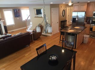 10 Prescott St, Hyde Park, MA 02136