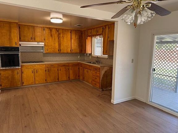 5th image of 2306 Reile Ave