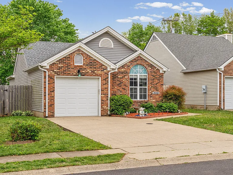 302 Northwind Dr — Photo 8
