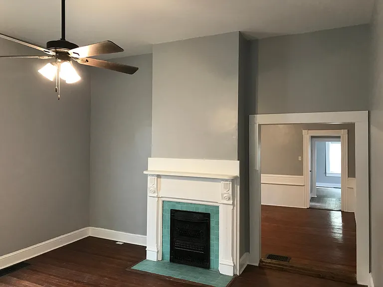 160 Gray St — Photo 5