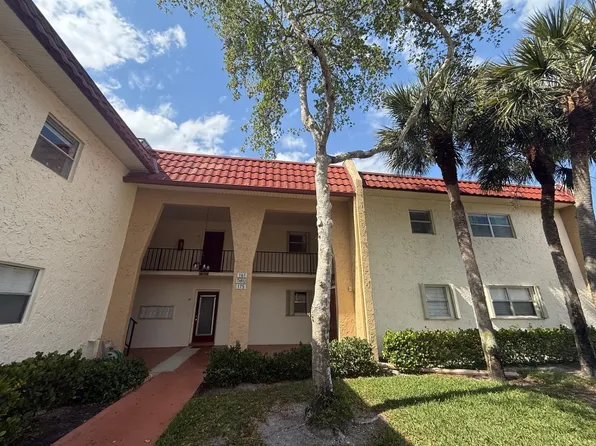 165 Lake Carol Drive #165, West Palm Beach, FL 33411