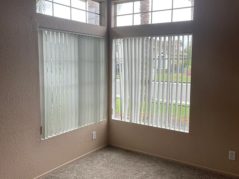 2104 Madiera Dr — Photo 3