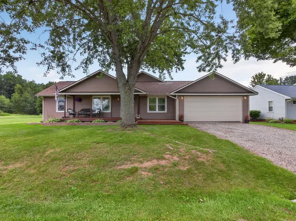 10375 Ferris Ct, Cement City, MI 49233