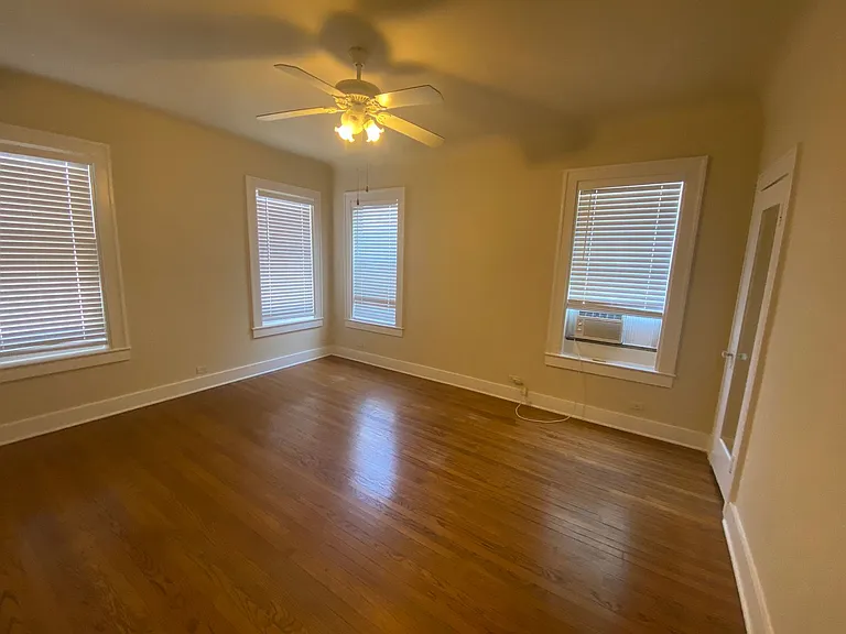424 E Ashby Pl #3 — Photo 4