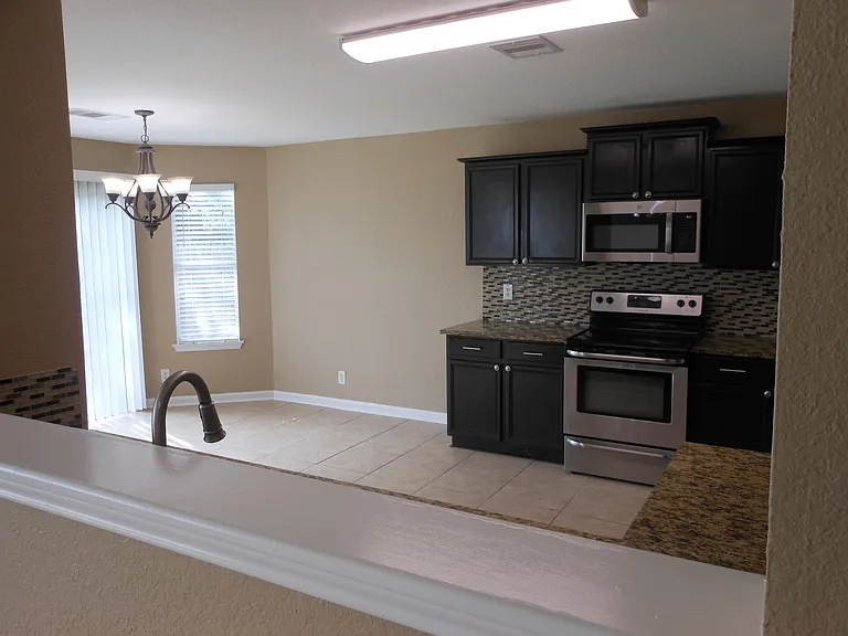 617 San Augustine Blvd — Photo 10
