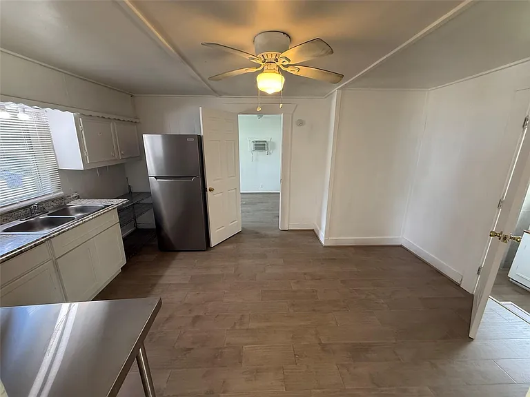 119 Louis Davis Dr — Photo 3