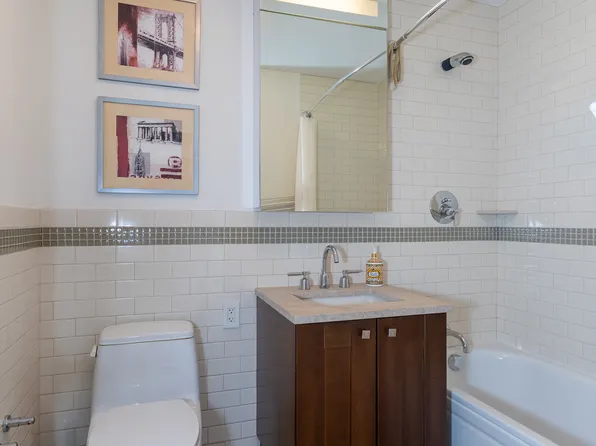 640 West 237th Street image 23 of 30