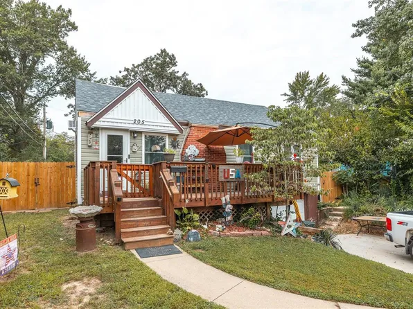 205 Woodland Dr, Rolla, MO 65401