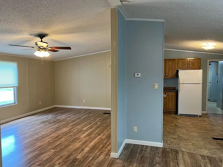 4609 Highway 78 E #5 — Photo 6