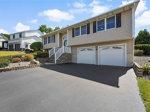4th image of 202 Chestnut Hill Dr