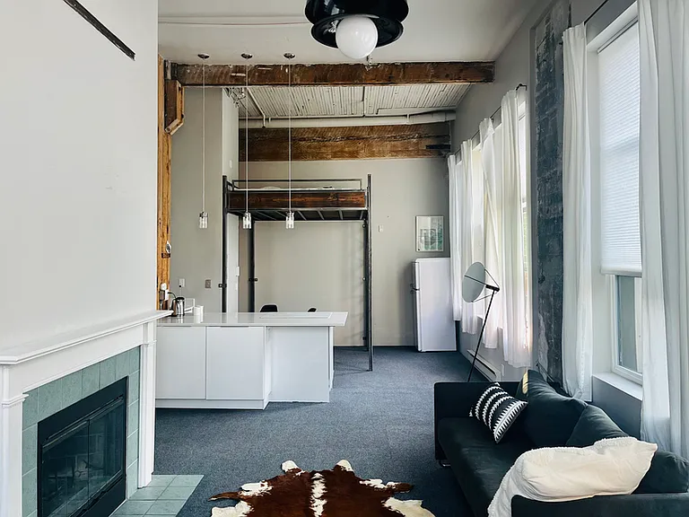 417 E Pine St #211 — Photo 7