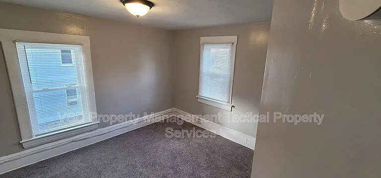 7523 Aetna Rd — Photo 9