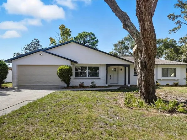 577 Waterfall Dr, Spring Hill, FL 34608