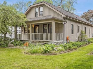 347 Highland Ave, Rochester, MI 48307