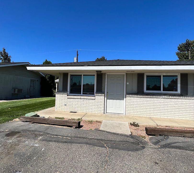 1st image of 6801 W Chestnut Ave #C