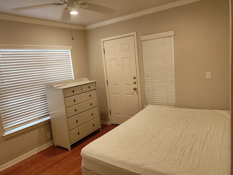 Main bedroom