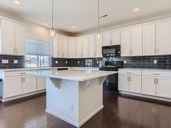 5th image of 5389 Walden Ct