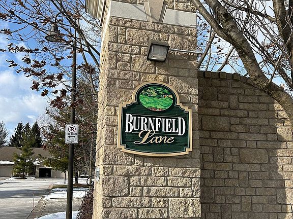 2nd image of 3241 W Montrose Rd #12