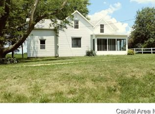 130 Walnut St, New Windsor, IL 61465