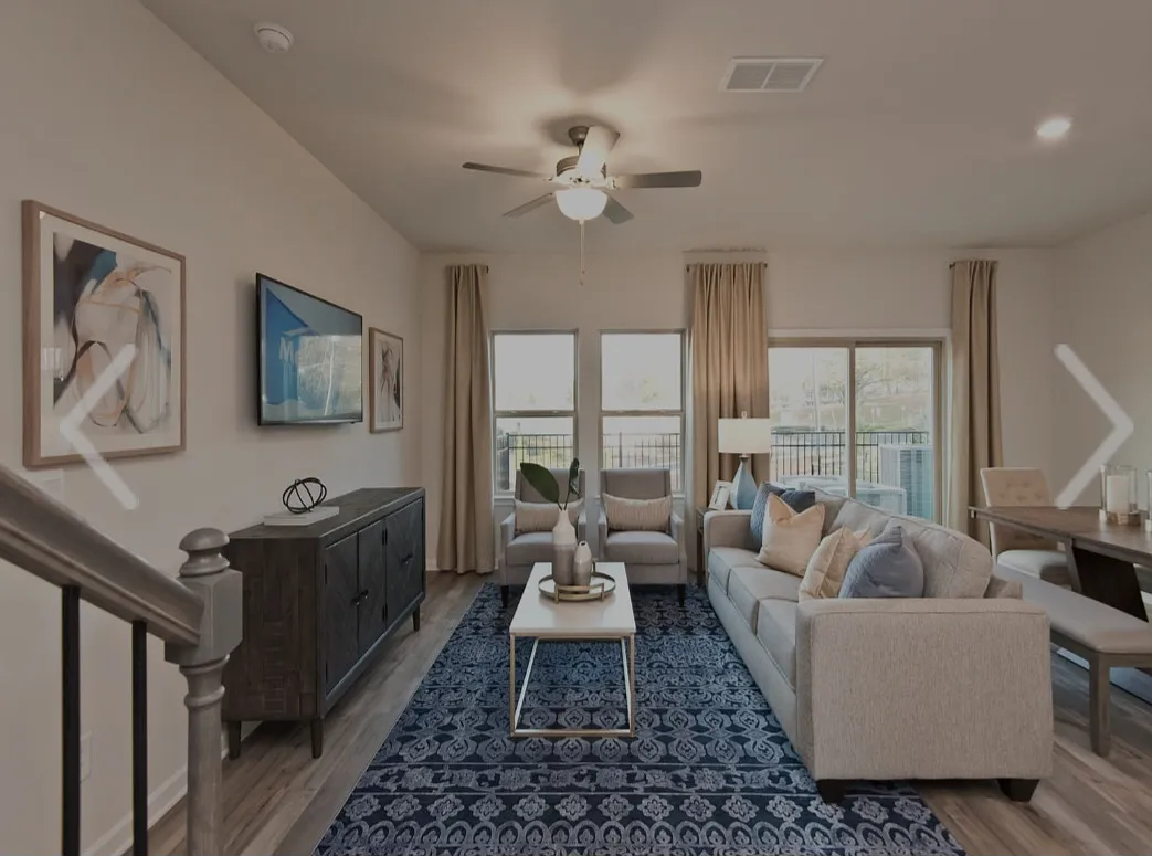 3 bed, 2.5 bath, 1601 sqft, $2,100 — Photo 1