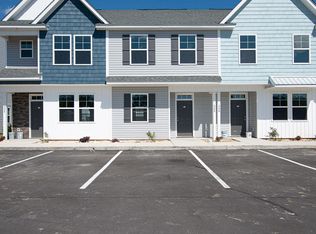 322 Starfish Ln #1, Sneads Ferry, NC 28460
