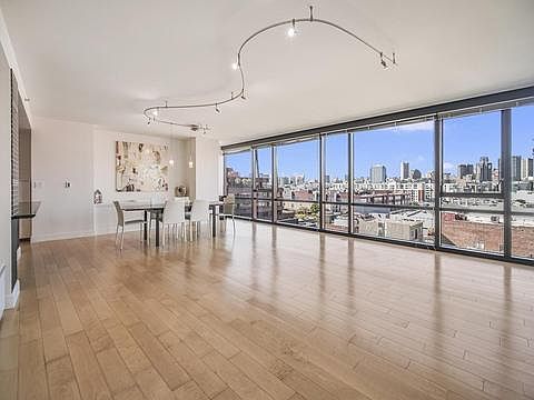 1st image of 250 King St #8XX