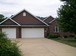 2514 N Ozark Cir, Ozark, MO 65721