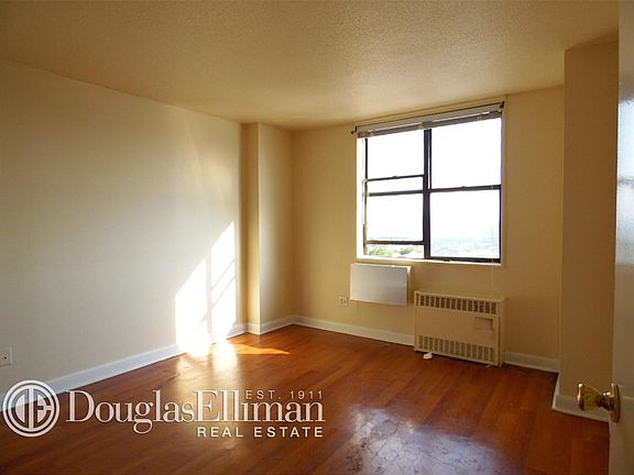 5th image of 3333 Broadway APT C13f