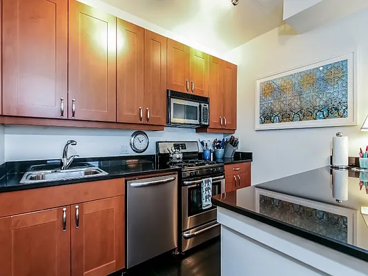 Rented by Sotheby's International Realty | media 25