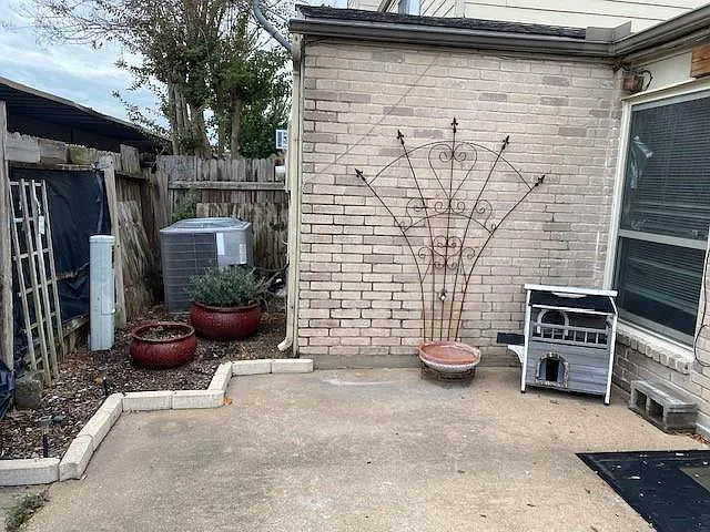 2142 Greenbriar Colony Dr — Photo 15
