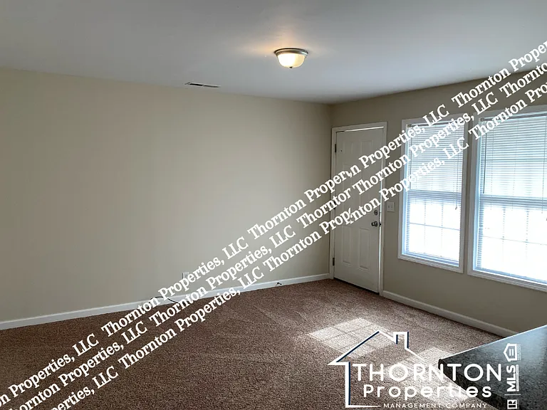 1541 Obrig Ave #B — Photo 3