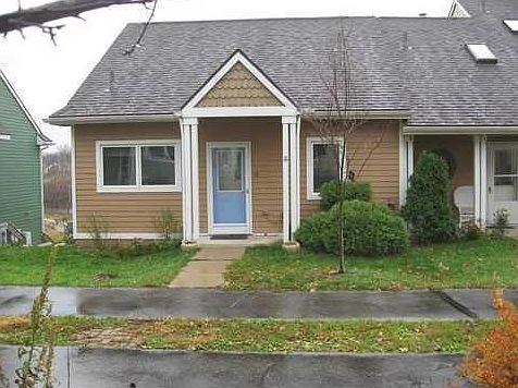 1st image of 424 Little Lake Dr APT 16