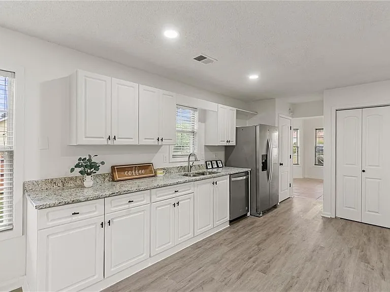 3003 Brass Dr — Photo 7