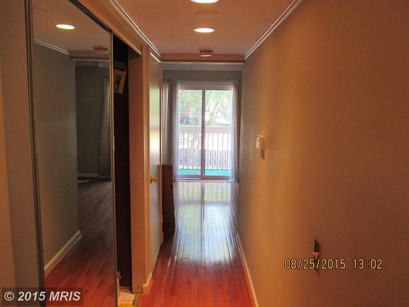 2nd image of 2624 Glengyle Dr #103