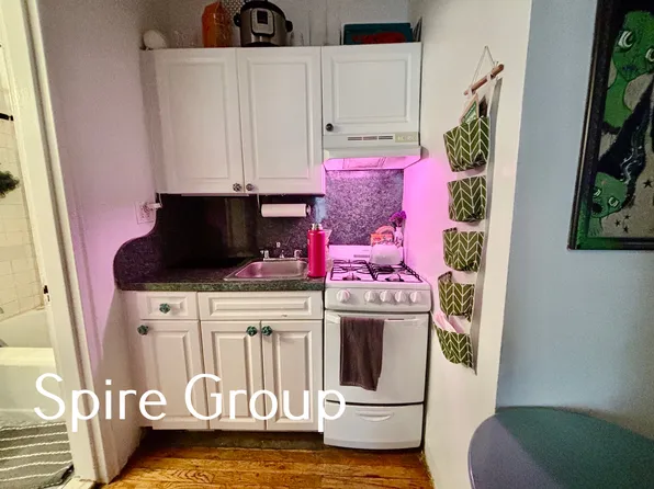 23 West 75th Street image 3 of 5