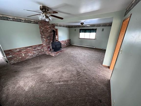 5th image of 208 S Perry St