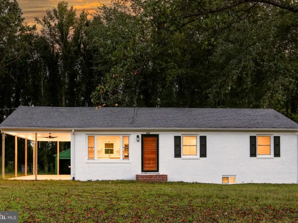 203 W 8th St, Mineral, VA 23117