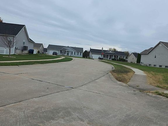 5th image of 41 Double Creek Ct